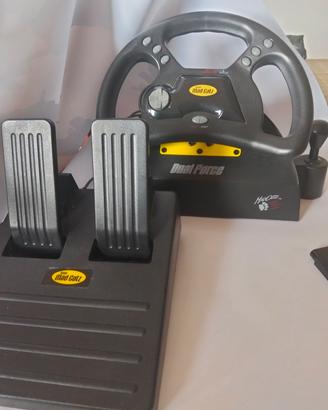 Volante Mad Catz Dual Force PS1/PS2 + pedaliera