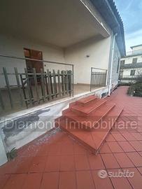 Casa singola con terrazza e terreno Santa Venerina