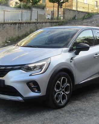 RENAULT Captur TCe 130 CV Intens
