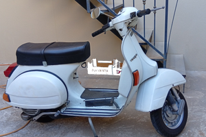 VESPA P200E