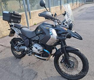 BMW GS 1200 TRIPLE BLACK 2012