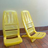 2 Sedie da giardino pieghevoli in plastica gialle