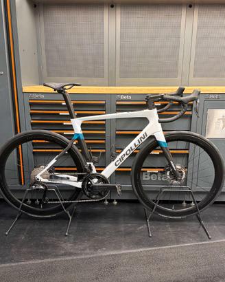 Cipollini Bond EVO 2025 L 56