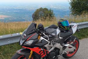 Aprilia Tuono V4 1100 Factory