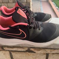 Nike Scarpe 38,5 ragazza/donna