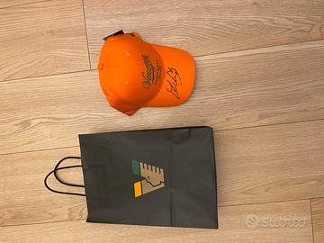 cappellino venezia firmato da Andrei Radu