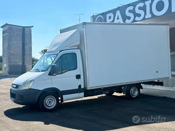 Iveco Daily 35C14 3.0 Cassonato - 2011 - Patente B