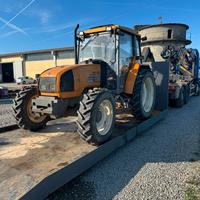 TRATTORE RENAULT USATO