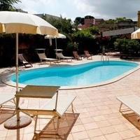 Cv87 casale con piscina e giardino