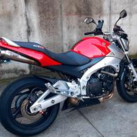 Suzuki GSR 600