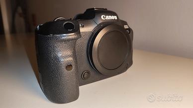 Canon EOS R5 body, 56.537 scatti,  poco usata