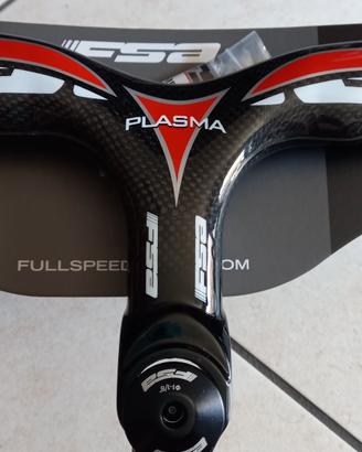 Manubrio in Fibra di Carbonio con Cavi  Interni 