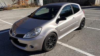 Renault Clio rs