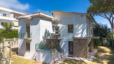 Villa bifamiliare - Santa Marinella