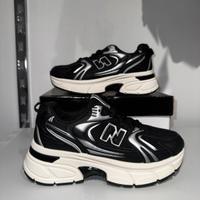 Sneakers modello nere Da donna - taglia 36 - Nuove