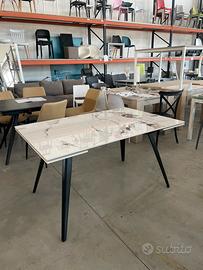 Tavolo allungabile in ceramica