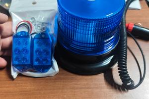 lampegginte blu da tetto e coppia led anteriori