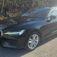 Volvo V60 B4 (d) Geartronic Momentum