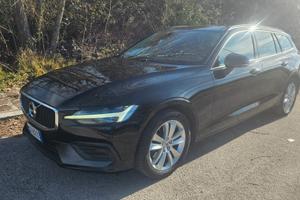 Volvo V60 B4 (d) Geartronic Momentum