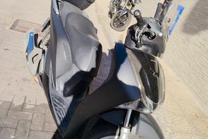 sh 125