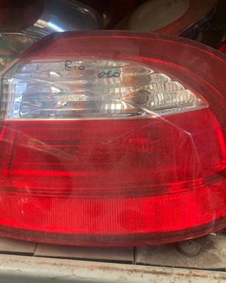 FARO POSTERIORE DESTRO KIA RIO ANNO:2011