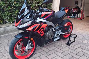 meravigliosa Aprilia tuono 660 factory 2025 