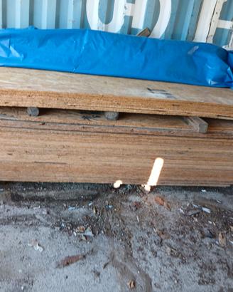 Tavole in legno di vario formato