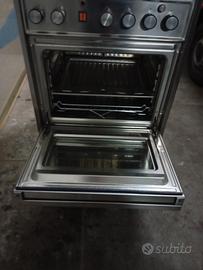 cucina acciaio senza usata come foto 