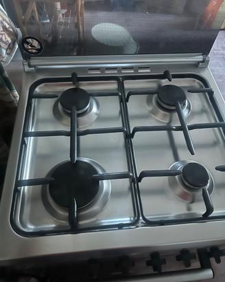 Cucina a gas con forno Elettrico