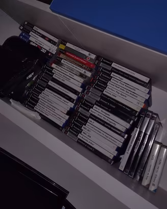 60 Giochi+pad PS2-3/PSP/Xbox Scrivere per i prezzi