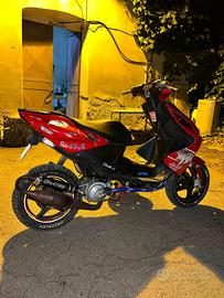 Yamaha aerox 50 (70)