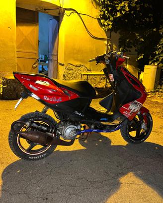 Yamaha aerox 50 (70)
