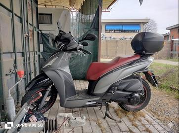 Kymco People 300