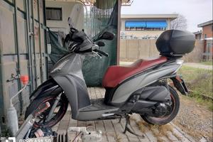 Kymco People 300