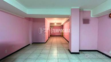 NEGOZIO TRASFORMABILE AD APPARTAMENTO