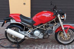 Ducati Monster 900