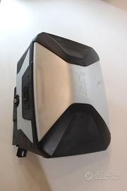 Valigia Laterale KTM 1190 Adventure - Lato scarico