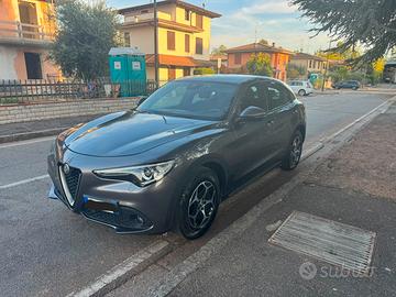 alfa romeo Stelvio Q4 business 2.2 diesel 190cv