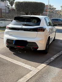 Peugeot 208 1.2 automatica allure italiana