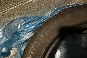 Pneumatici goodyear estivi