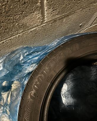 Pneumatici goodyear estivi