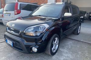 Kia Soul 1.6 CRDi VGT Cool Urban Shark
