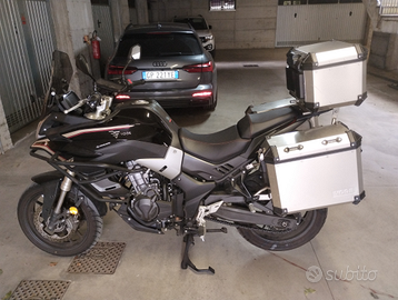 Moto Voge 500DS