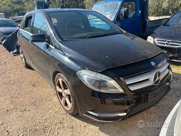 RICAMBI MERCEDES CLASSE B 1.8 DIESEL ANNO:2012