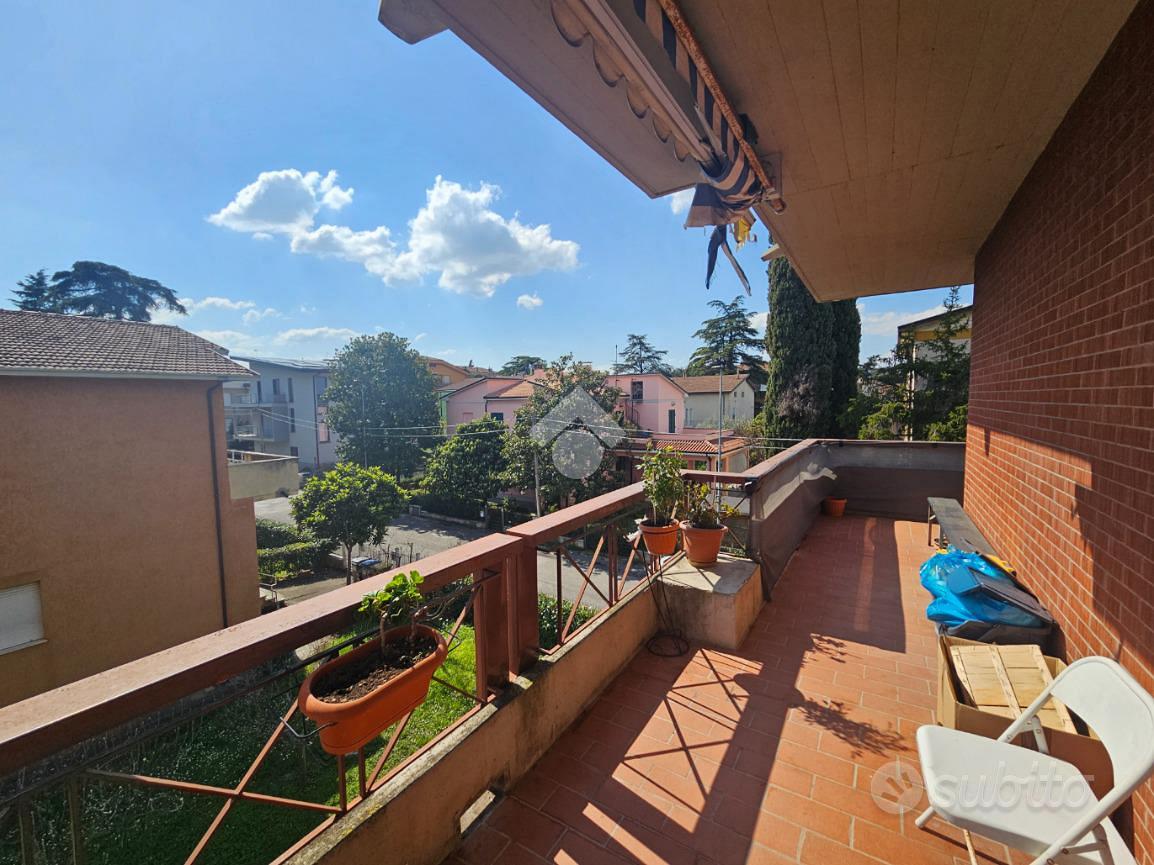 5 LOCALI A FOLIGNO - Altro