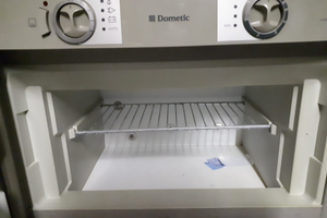 Frigo trivalente dometic 140l