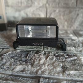 flash polaroid
