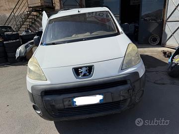 Ricambi Peugeot Partner 1.6 HDi 90cv del 2009