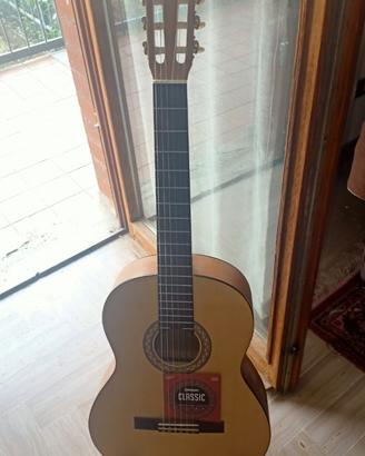 YAMAHA C-40