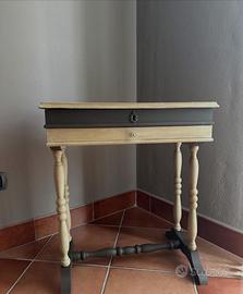 Mobile portaoggetti multiuso in legno
